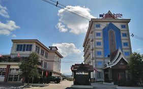 法万麦酒店 Muang Phônsavan Exterior photo